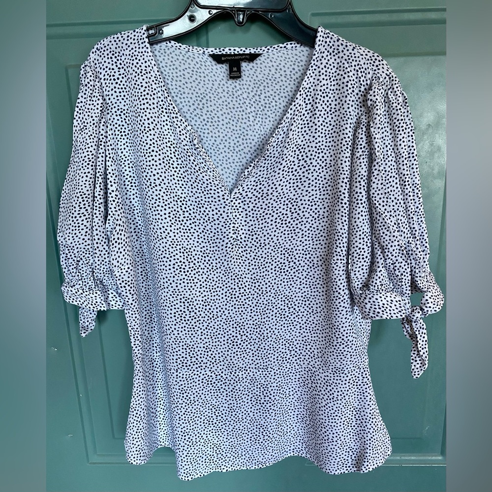 Banana Republic Navy blue and white polkadot blouse
